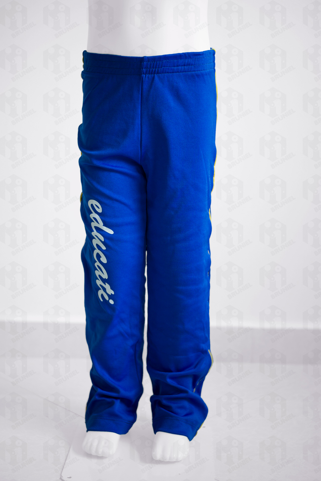 educatiBailarina Frente.jpg