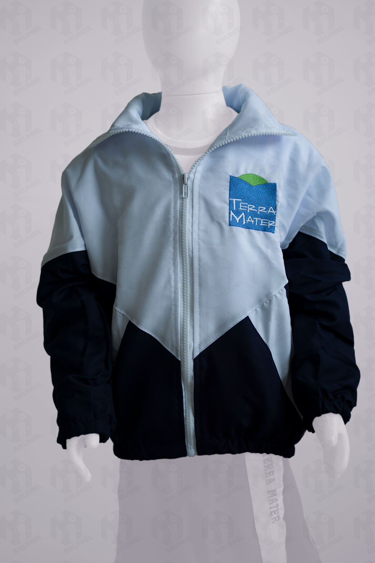 terraMaterBlusaoTaktelFechado Frente.jpg