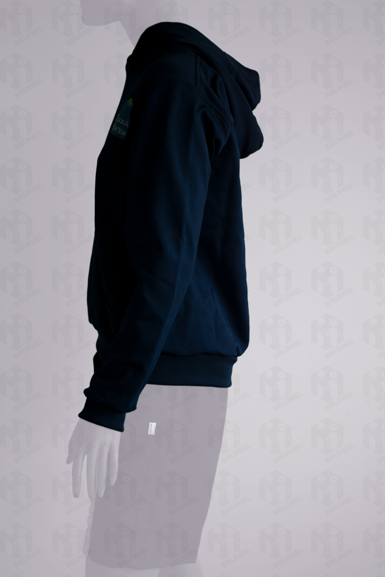 terraMaterBlusaoBolsoeToca Lateral.jpg