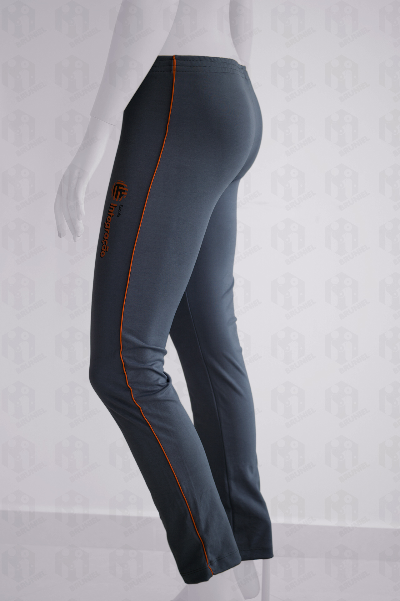 integraçãoCalçaBailarina Lateral.jpg